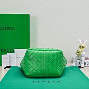 BOTTEGA VENETA | Small Flip Flap In Green Size 23x18.5x15 cm - 6