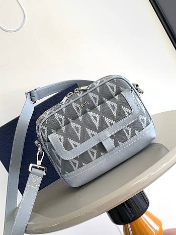 DIOR HIT THE ROAD MESSENGER POUCH Gray CD Diamond Canvas and Smooth Calfskin