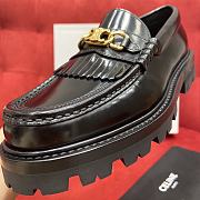 CELINE MARGARET LOAFER WITH TRIOMPHE CHAIN IN POLISHED BULL BLACK - 4