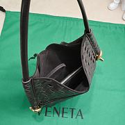 BOTTEGA VENETA | Small Solstice Shoulder Bag In Black - 5