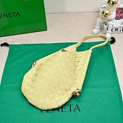 BOTTEGA VENETA | Small Solstice Shoulder Bag In Ice Cream - 5