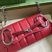 GUCCI | medium Horsebit Chain quilted bag in Red - 2