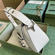 GUCCI | Horsebit 1955 Shoulder Bag In White - 4