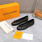 LOUIS VUITTON | Gloria Flat Loafer Black Women Shoes - 6