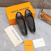 LOUIS VUITTON | Gloria Flat Loafer Monogram Women Shoes - 5