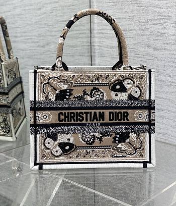 DIOR | Madium Book Tote Beige Multicolor Butterfly Bandana Embroidery