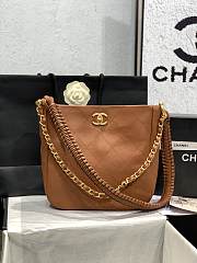 CHANEL | Hobo Black Bag Brown Size 26x25x7.5 cm - 1