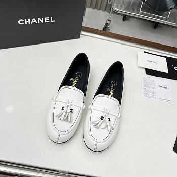 CHANEL | Cruise Women's Loafer & Moccasin Shoes In White