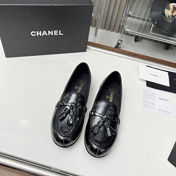 CHANEL | Cruise Women's Loafer & Moccasin Shoes In Black