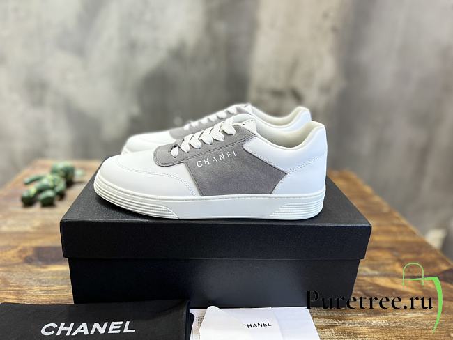 CHANEL | Sneaker In Grey - 1