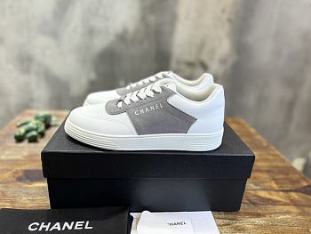 CHANEL | Sneaker In Grey