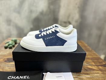 CHANEL | Sneaker In Blue