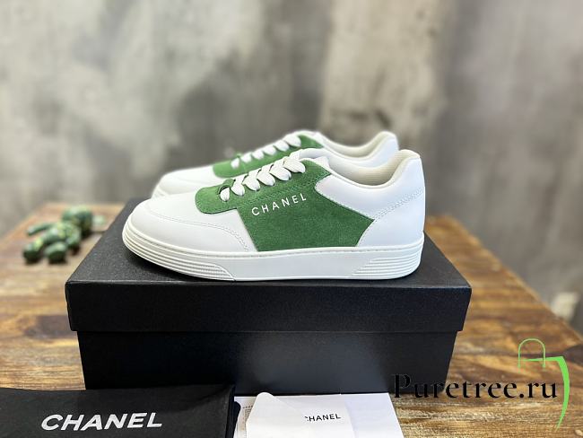 CHANEL | Sneaker In Green - 1