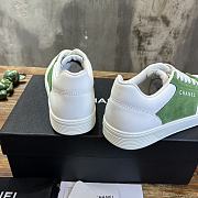 CHANEL | Sneaker In Green - 6