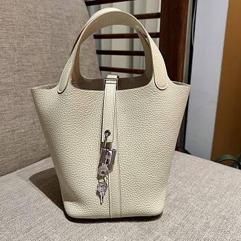 HERMES | Picotin Lock Touch White Silver Hardware 18cm