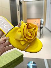 GUCCI | Angelina Platform Slide In Yellow - 4