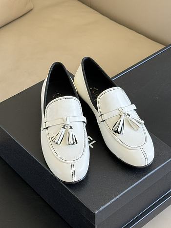 CHANEL | Loafer Leather In White