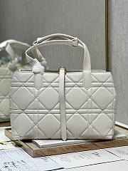 DIOR | Large Dior Toujours Bag White Macrocannage Crinkled Calfskin - 4