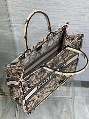 DIOR | Large Dior Book Tote Beige and Black Toile de Jouy Soleil Embroidery - 4