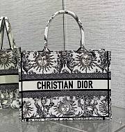 DIOR | Large Dior Book Tote White and Black Toile de Jouy Soleil Embroidery - 1