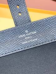 LOUIS VUITTON | 3 Watch Case Materials In Black Leather - 2