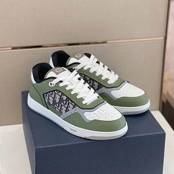 DIOR | B27 Low Top Sneaker In Green