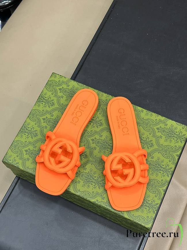 GUCCI | Women Interlocking Sandals Orange Color - 1