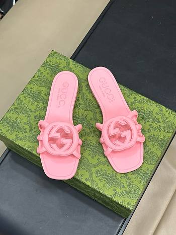 GUCCI | Women Interlocking Sandals Pink Color