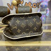 LOUIS VUITTON | Around Me PM M47117 - 6