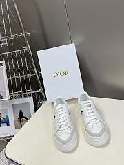 DIOR | Star Platform Sneaker In White - 5