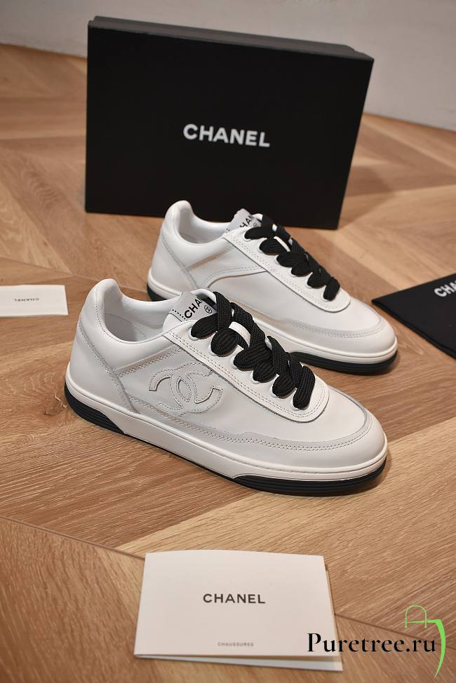 CHANEL | Sneakers Calf Leather In White/Black - 1