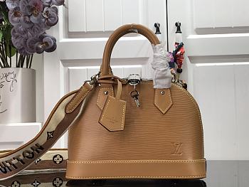 LOUIS VUITTON | Alma BB Honey Gold M57540