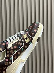 LOUIS VUITTON | Trainer Sneaker Chocolate Monogram  - 3