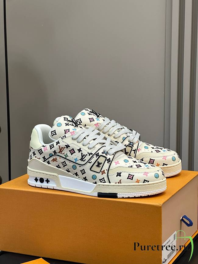 LOUIS VUITTON | Trainer Sneaker Vanilla Color Monogram - 1