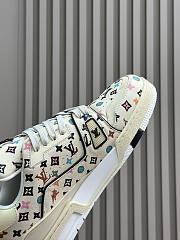 LOUIS VUITTON | Trainer Sneaker Vanilla Color Monogram - 4