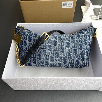 DIOR | Medium Diortravel Nomad Blue Denim Oblique Jacquard