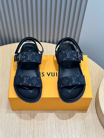 LOUIS VUITTON | Men's Sandals 