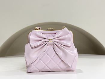 CHANEL | Clutch With Strap Shiny Crinkle Effect Lambskin, Shiny Lambskin & Gold Metallic In Pink