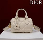 DIOR | Groove 20 Bag Dusty Ivory Macrocannage Calfskin - 1