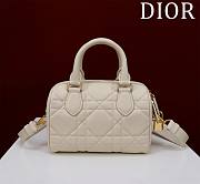 DIOR | Groove 20 Bag Dusty Ivory Macrocannage Calfskin - 6