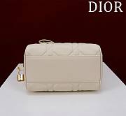 DIOR | Groove 20 Bag Dusty Ivory Macrocannage Calfskin - 5