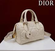 DIOR | Groove 20 Bag Dusty Ivory Macrocannage Calfskin - 4