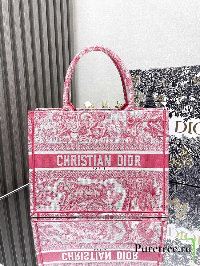 DIOR | Medium Dioriviera Dior Book Tote Candy Pink Toile de Jouy Embroidery - 1