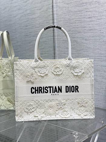 DIOR | Medium Dior Book Tote In White Color