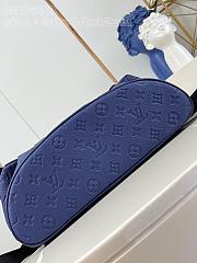 LOUIS VUITTON | Christopher MM Backpack Sapphire Blue M11688 - 6