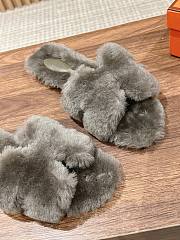 HERMES | Fluffy Sandals - 2