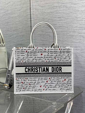 DIOR | Dioramour Medium Dior Book Tote White Embroidery with Black and Red Je Vous Adore Motif and White Calfskin