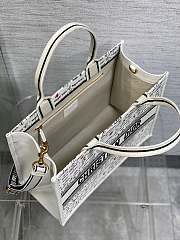 DIOR | Dioramour Medium Dior Book Tote White Embroidery with Black and Red Je Vous Adore Motif and White Calfskin - 3