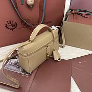 LORO PIANA | Extra Bag L27 Smooth Calfskin In Light Mastic/sun Gold - 5