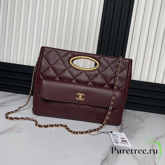 CHANEL | Clutch Lambskin & Gold Plated Metal Burgundy - 1